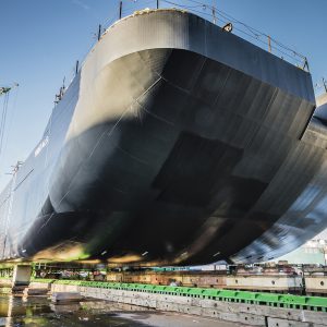 Moving 4000 ton barge with heavy skid system