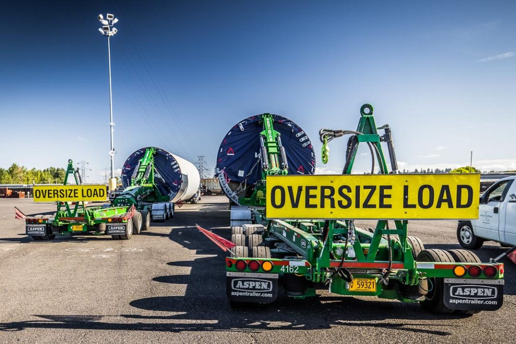 Oversized loads of wind energy components on Omega Morgan’s double Schnabel trailers